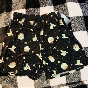 NWT Star Wars Mandalorian Grogu shorts